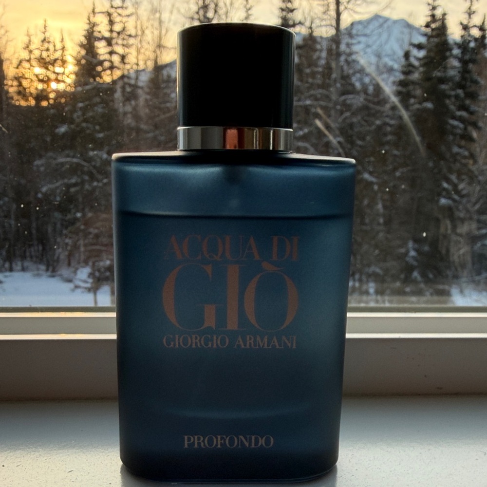 Giorgio Armani Acqua di Giò Profondo - Deep Blue Elegance